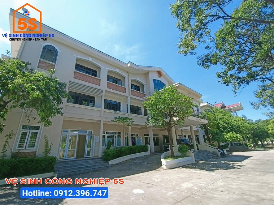 Vệ sinh công nghiệp cho Sở Y Tế TP Đà Nẵng - Đạt chuẩn, an toàn