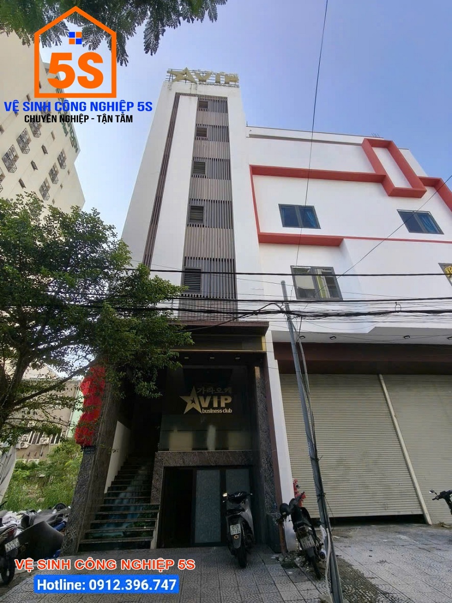 Hiện trạng trước khi thi công, làm sạch