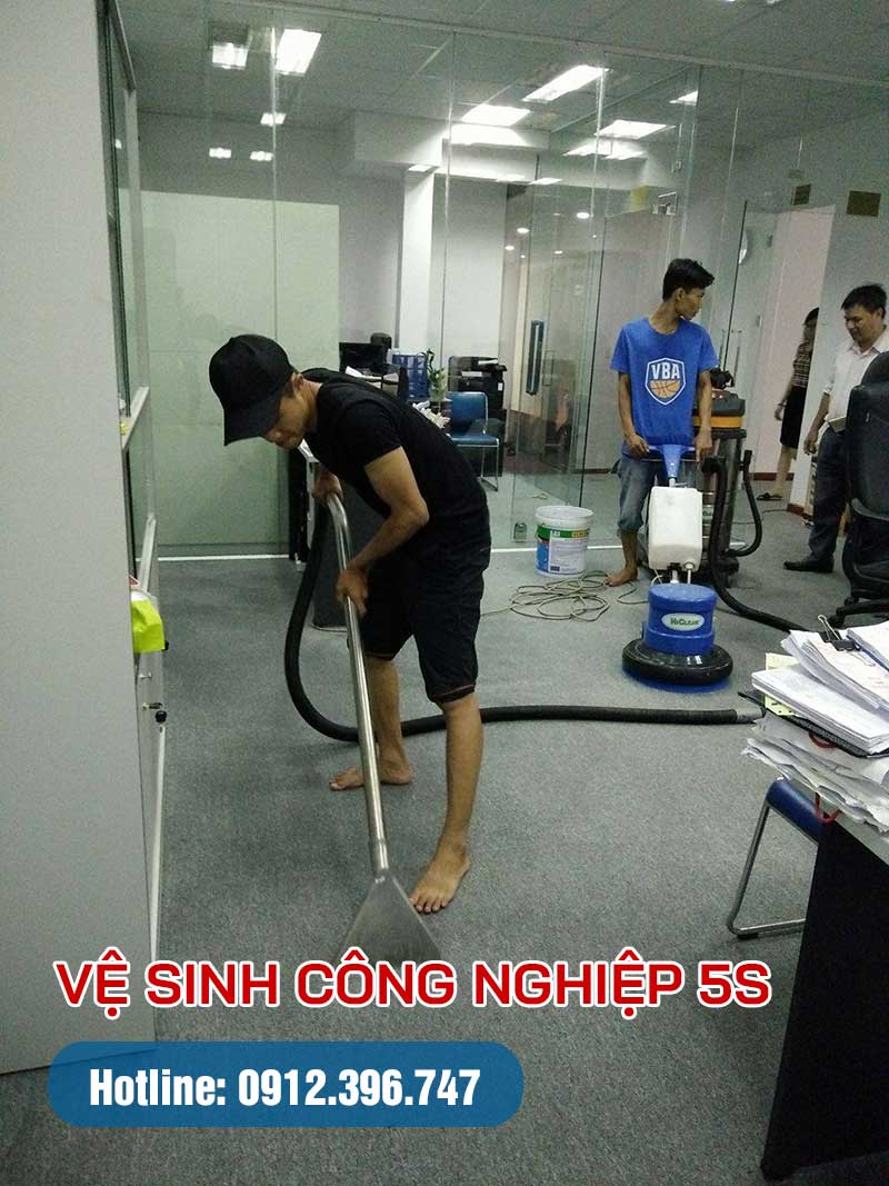 Giặt thảm văn phòng công ty tại quận Thanh Khê Đà Nẵng