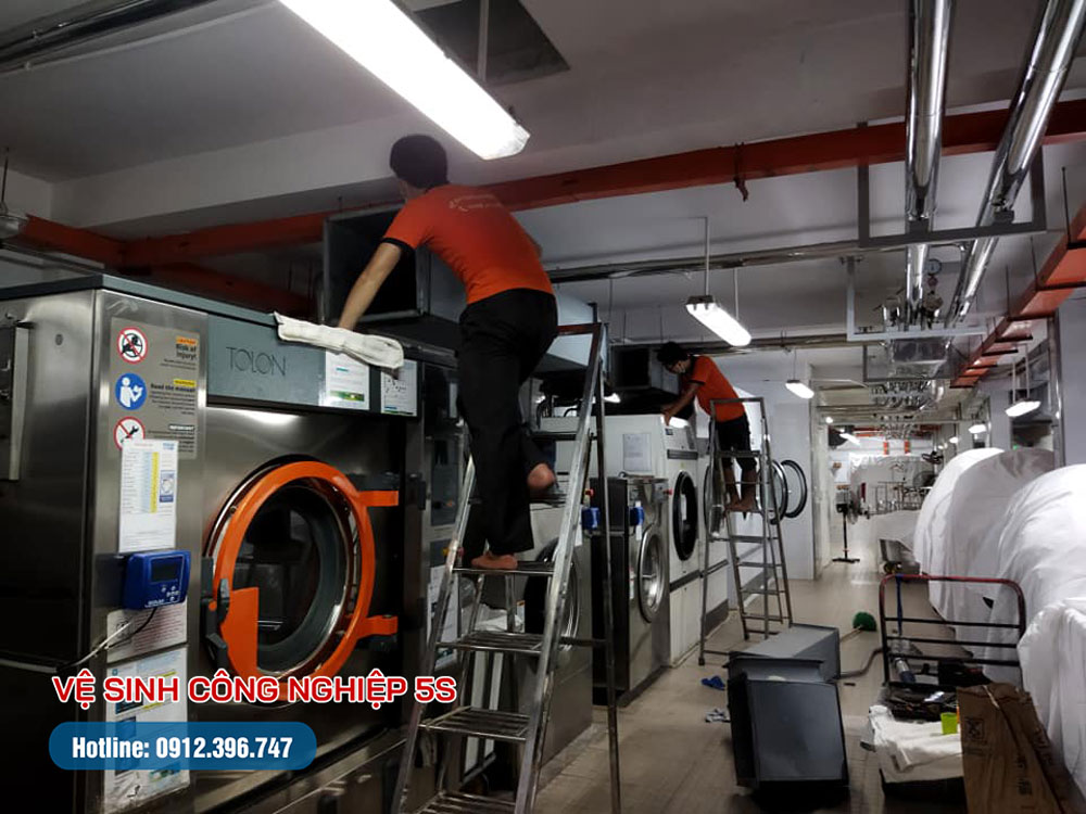 Dịch vụ vệ sinh ống khói - Vệ sinh ống khói bếp chuyên nghiệp tại Đà Nẵng